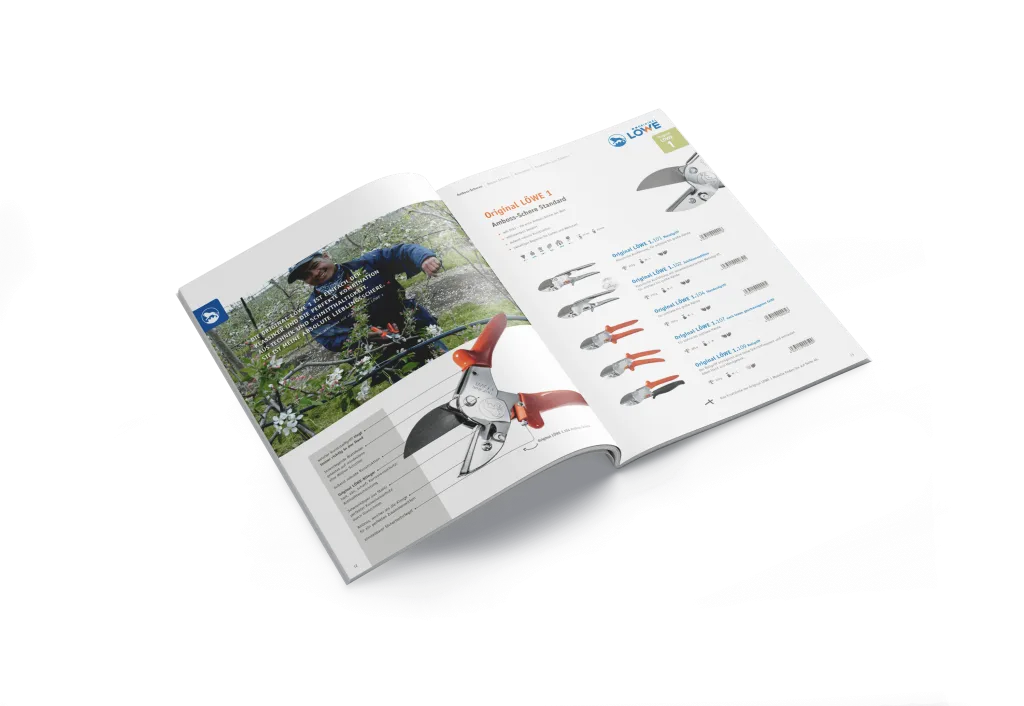 Original LÖWE Katalog Gestaltung Corporate Design Layout Mockup