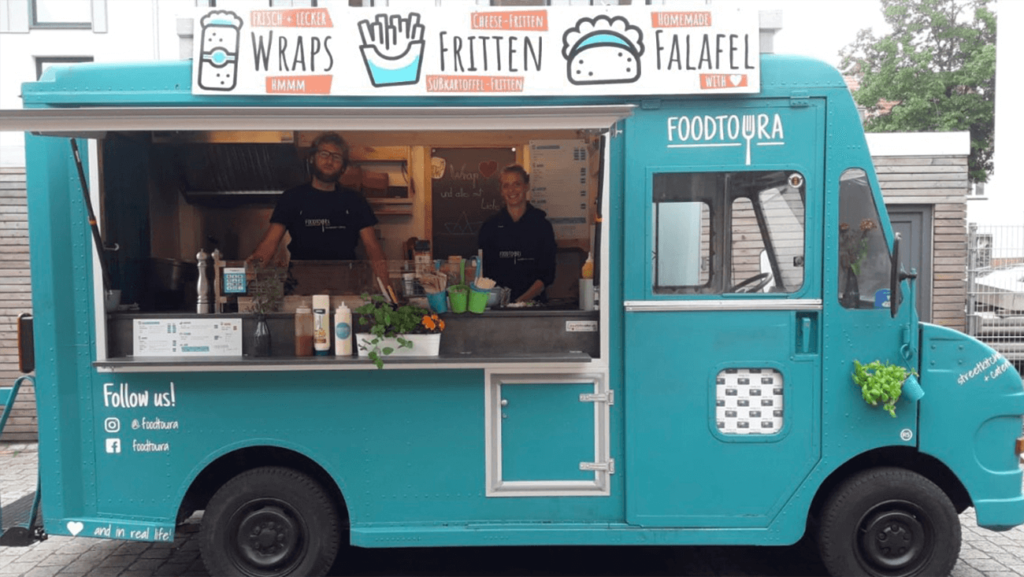 Foodtruck Flensburg Fahrzeugbeschriftung Schilder Layout